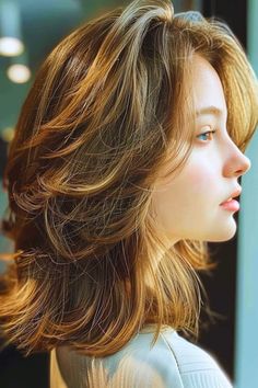 Short Haircut Layers Mid Length, Face Framing Mid Length Hair, Medium Hair Fine, Layered Mid Length Haircut, Midlength Layered Hair, Hair Cuts Layers Mid Length, Mid Length Layered Hair, Mid Haircut, Haircut Inspo