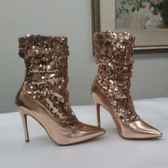 Gold High Heel Booties With Sequins 4 1/2 Inch Platform Shoescode5 Gold High Heels, Sequin Boots, High Heel, Shoes Women Heels, Sequin, Shoes Heels, High Heels, Size 7, Women Shoes