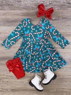 Winter Christmas Outfits, Winter Holiday Outfits, Boutique Style Dresses, Woman Costumes, Cute Christmas Outfits, Long Sleeve Skater Dress, Girls Christmas Outfits, Girls Boutique Clothing, Baby Christmas Outfit