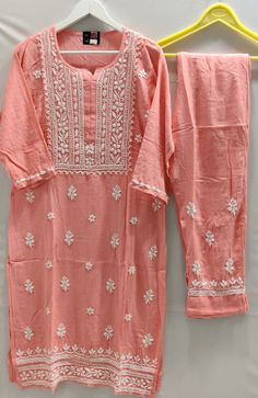 Luckhnavi Kurtis, Designed Clothes, White Kurti, Chikan Embroidery, Suit Length, Pretty Dresses Casual, Chikankari Kurta, Embroidery Fashion Detail