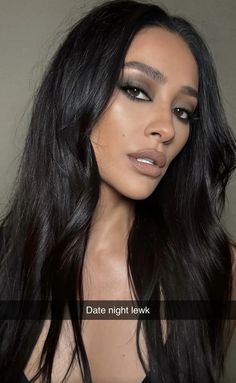 Shay Mitchell Makeup, Mob Wife Makeup, Grey Makeup, Instagram Cool, Shay Mitchell, Makeup Obsession, Kiss Makeup, Festival Looks