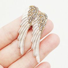 White Enamel Rhinestone 2 Angel Wing Feather Brooch Pin Party Holiday Gift | eBay Feather Brooch, Feather Angel Wings, White Enamel, Angel Wings, Brooch Pin, Diamond Bracelet, Holiday Gifts, Enamel Pins, Angel