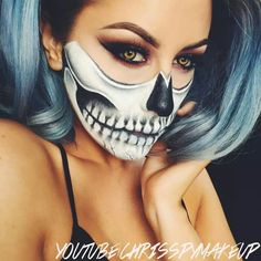 Halloween skull tutorial by Chrisspy Mascaras Halloween, Skeleton Makeup, Cool Halloween Makeup, Pretty Halloween, Horror Makeup, Scary Makeup, Skull Makeup, Special Effects Makeup, Halloween Costumes Makeup