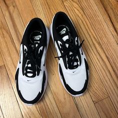 Women’s Nike Air Max Bolt, Black And White Sneakers. Size 8.5. Never Worn, In Great Condition Nike Air Max Bolt Black, Black And White Sneakers, Nike Air Max For Women, Nike Shoes Women, White Nikes, Womens Shoes Sneakers, Air Max, Nike Women, Nike Air Max