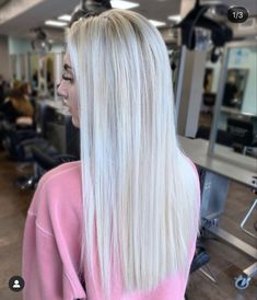 Platinum Blonde Hair With Roots, Hair Color Salon, Perfect Blonde Hair, Bright Blonde Hair, Summer Blonde Hair, Platinum Blonde Hair Color, Icy Blonde Hair, White Hair Color, White Blonde Hair