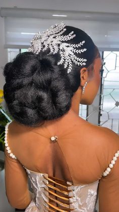 Afro Black Women, Black Brides Hairstyles, Brides Hairstyles, Afro Puff Ponytail, Bride Hairstyles Updo, Women Cornrows, Diy Updo, Wedding Church Decor