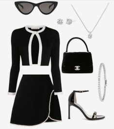 Stile Casual Chic, Gossip Girl Outfits, Digital Marketer, Looks Black, Moda Vintage, Looks Chic, Kpop Fashion Outfits, Instagram Page, Women's Handbags