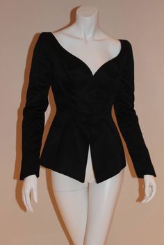 Black Top Design, Mugler Blazer, Mugler Black, Blazer Top, Sunday Dress, Fashion Tops Blouse, The Embrace, Minimal Outfit, Thierry Mugler