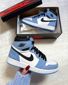 Sepatu Air Jordan, Custom Air Jordan 1, White Nike Shoes, Blue Jordans