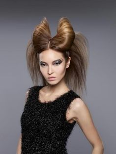 High Fashion Hairstyles, Fashion Show Hair, Carnival Hairstyles, Nice Hairstyles, Winter 2024 Fashion, Hair Styles 2014, Hair Styles 2017