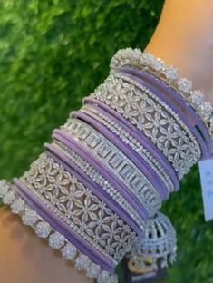 Lavender Bangles, Punjabi Bangles, Bangles Aesthetic, Purple Bangles, Pakistani Bangles, Wedding Jewellery Designs, Bridal Jewelry Sets Brides, Bridal Jewellery Inspiration