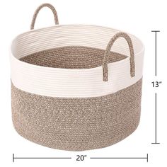 the measurements for a basket with handles