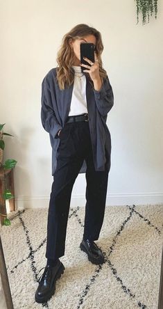 Look 80s, Tomboy Femme, Masc Outfits, Neue Outfits, Tomboy Outfits, Mode Casual, Androgynous Fashion, Looks Street Style