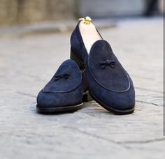 Superior Blue Suede Leather Apron Toe Black Sole Tassel Loafer Slip On Men Shoes on Storenvy Blue Suede Loafers, Shoes For Man, Quality Leather Boots, Blue Loafers, Shoes Stylish, Tassel Shoes, Custom Design Shoes, Blue Suede Shoes, Simple Shoes