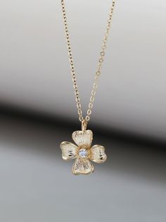 NOT GOLD PLATED, NOT GOLD FILLED! All our jewelry are stamped with a gold hallmark to certify the metal purity of the item. Product Details ☑14K SOLID GOLD ☑FLOWER: 11.3MM ☑CHAIN LENGTH: 40+2CM EXTENSION CHAIN ☑CHAIN THICKNESS: 0.7MM 💓Tarnish resistant and sweat resistant  💓Hypoallergenic, made without lead, nickel and cadmium Gold Information *9K gold is 9 parts pure gold or 37.5% pure. *10K gold is 10 parts pure gold or 41.7% pure. *14K gold is 14 parts pure gold or 58.5% pure. *18K gold is