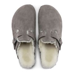 Slip your feet into these shearling Birks, and you'll instantly discover your new fave winter clogs. Boston Shearling, Birkenstock Boston Shearling, Birkenstock Men, Suede Clogs, Birkenstock Women, Birkenstock Boston, Birkenstock Boston Clog, Leather Clogs, Clogs Shoes