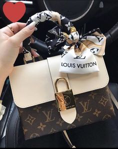 Mochila Louis Vuitton, Louis Vuitton Handbags Crossbody, Zapatillas Louis Vuitton, New Louis Vuitton Handbags, Louis Vuitton Handbags Speedy, Louis Vuitton Handbags Neverfull