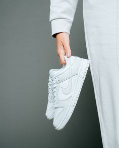 Nike Photon Dust, Photon Dust Dunks, Aesthetic Dunks, Dunk Photon Dust, Aesthetic Nike, Nike Shoes Girls, Streetwear Inspo, Nba Wallpapers, Shoes Photography