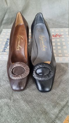 "In leather Heel 5 cm Cap of the heel needs to be changed Size 3.5 inside 23.8 cm width 7 cm Size 4 inside 24.4 cm width 7 cm Size 4.5 inside 24.7 cm width 7 cm Size 5 inside 25 cm width 7 cm Size 5.5 inside 26 cm width 7.5 Size 6.5 inside 26.5 cm width 8 cm Our shoes have never been used and are in excellent condition. Most of our pairs will be delivered in original carton. As they have been in storage for 40+ years, they can have a bit of an \"attic\" smell. If you use your shoes this will be Brown Medium Width Court Shoes For Evening, Retro Slip-on Heels With Leather Sole, Retro Leather Slip-on Heels, Vintage Heels With 4-inch Heel And Medium Width, 50s Photos, Vintage Brown Retro Closed-toe Heels, Brown Mary Janes With Removable Insole, Closed Toe, 60s Cocktail Dress, Vintage Sandals