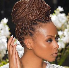 Style For Box Braids, Braid Updo Hairstyles, Box Braids Long, Box Braids Bun, Box Braids Updo, Braids Long, Small Box Braids, Formal Top, Big Box Braids