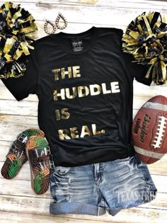 My new favorite black shirt!!! Football Wife, Coaches Wife, Senior Football, Football Cheer, Letter Print Tee, Football Mom Shirts, Sport Shirts, Youth Football, Team Mom