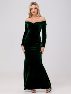 Dark_Green Velvet Green Dress, Dark Green Bridesmaid Dress, Bridesmaid Dresses Dusty Sage, Velvet Bridesmaid, Dress Satin Bridesmaid, Bridesmaid Dresses Satin, Floral Bridesmaid Dresses, Velvet Bridesmaid Dresses, Sequin Bridesmaid