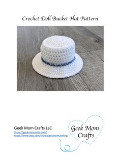 a crochet hat pattern with the words geek mom crafts on it and an image of