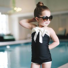 Retro Swimsuit for little girl. Wanting to get this for addy and then one for jordyn when she gets older French Baby Names, French Baby, Retro Swimsuit, Mia 3, Cute Swimsuits, Fashion Mode, Girls Clothing