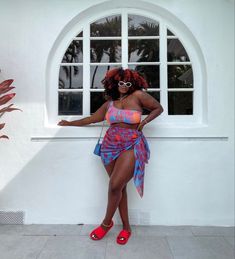 Vacation Poses Picture Ideas Plus Size, Plus Size Puerto Rico Outfits, Plus Size Beach Poses Bathing Suits, Puerto Rico Outfits Black Women, Cancun Black Women, Vacation Inspo Pics Plus Size, Plus Size Vacation Aesthetic