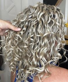 Short Curly Hair With Highlights, Curly Perm Before And After, Permed Hair Medium Length, Tight Perm, Perm Ideas, Short Permed Hair, Permed Hair, Fall Blonde Hair