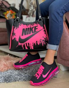 Faishon Ideas, Casual Shoes Women Sneakers, Nike Fashion Shoes, Pu Leather Bag, Cute Nike Shoes, Cute Sneakers