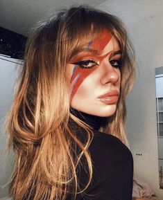 David Bowie Makeup, David Bowie Costume, Halloween Costumes 2023, Costumes 2023, Portrait Retouch, Halloween Makeup Inspiration, Halloween Costume Outfits, Halloween Inspo, Cute Halloween Costumes