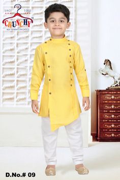 Kids Kaftan Boys, Kids Kurta Pajama Boys, Boys Kurta Style, Dresses Ideas For Wedding, Yellow Colour Combination, Pajama Dresses, Boy Kurta, Gold Blouse Designs, New Hijab Style