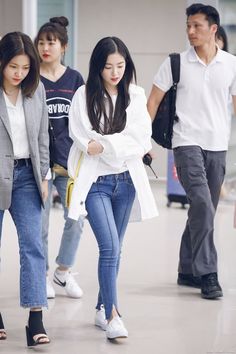 Irene Casual Outfit, Itzy Chaeryeong, Stick Notes, Korean Fashion Summer