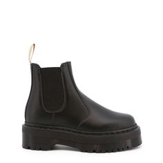 No animal products are used in the Dr. Martens vegan-friendly Chelsea boot. Constructed from synthetic Felix Rub Off leather. As strong and durable as you would expect from Dr. Martens. Easy on and off access with the elasticated side panels. Standing tall on stacked Quad Bex sole. 100% vegan. No compromise on attitude. Gender: Unisex Type: Ankle Boots Upper: 100% Vegan Material And Construction Internal Lining: Synthetic Material, Fabric Sole: Rubber Platform Height: 1 1/2 Inch Details: Elastic Dc Martens, Boots Cuir, Dr Martens Womens, Platform Chelsea Boots, Grey Calvin Klein, Rubber Heels, Womens Boots Ankle, Black Ankle Boots, Leather Ankle Boots