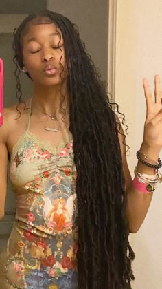 Dyed Faux Locs, Boho Invisible Locs, Boho Locs Black Women, Boho Soft Locs, Boho Faux Locs, Hair Braid Patterns, Boho Locs, Braided Hairstyles For Black Women Cornrows, Big Box Braids Hairstyles