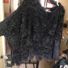 Super Soft Cropped Cut Out Sweater. Never Worn! Not Free People But From An Expensive Boutique Black Sweater For Fall Parties, One Size Black Tops For Winter, Trendy Black One-size Outerwear, Black Sweater For Night Out In Winter, Cut Out Sweater, Free People Sweaters, Free People Sweater, Free People Black, Cropped Sweater