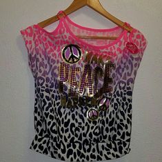 This Top Is Cute, Cute, Cute. Pink-Sparkle O-Rings On The Shoulder! More Pictures Coming Soon... Need Measurements? Just Ask! Justice Shirts, Thrift Inspo, Pink Sparkle, Barbie World, Teen Girls, Clothes And Accessories, Kids Shirts, Pink Purple, Shirts Tops