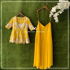 Love for yellow ❤️, upgrade your wardrobe with this beautiful lemon yellow peplum top which has beautiful intricate thread details paired… Haldi Ceremony Outfit, Haldi Dress, Haldi Outfits, Haldi Outfit, Yellow Dresses, Palazzo Suit, Salwar Kamiz, Traditional Indian Outfits, Indian Gowns Dresses