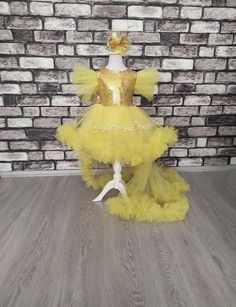 All dresses are made as mother and daughterPlease ask for color option.The dress is made in 1 or 2 day.This Luxury Yellow Puffy Dress is completely made of health-safe and kid-friendly materials. Inner parts are 100% cotton and outer parts are sewed with high quality sequin and tulle.Dress is made to order in any size. If you want it to fit perfectly, please, send me the measurements of your daughter and I will sew the dress according to the measurements.Please follow the page.Take care of yours Yellow Puffy Dress, Yellow Gown Dress, Sequin And Tulle Dress, Girl Birthday Outfit, Girls Party Outfits, Yellow Girl, Yellow Gown, Puffy Dresses, Luxury Girl