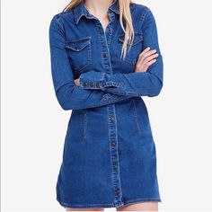 Never Been Worn! Also Cute As A Long Jacket When Unbuttoned. Model Picture Depicts A More Accurate Color. Blue Denim Dress, Flirty Tops, Mini Dresses Online, Short Denim, Free People Jeans, Denim Shirt Dress, Short Dresses Casual, Denim Mini Dress, Free People Denim