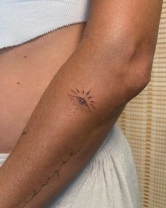 Tattoo For Independence, Magic Hands Tattoo, Ornamental Hand Tattoos For Women, Tattoo On Side Of Hand, Pretty Arm Tattoos, Unique Tattoo Placement, 11:11 Tattoo Ideas, 33 Tattoo, Grey Ink Tattoo