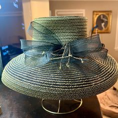 Some Shape Beautiful Hat With Flexible Weave . Gold And Black Hats Black, Elegant Hats, Hats Accessories, Beautiful Hats, Black And Gold, Weaving, Women Accessories, Hats, Gold