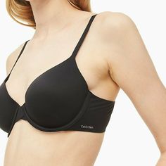 Calvin Klein Women's Perfectly Lined T-Shirt Bra Lightly Lined Full Coverage Brand New With Tags 92% Polyester/8% Elastane Retails For $49 We Guarantee Authenticity Full Coverage Bra, Womens Bras, Calvin Klein Woman, T Shirt Bra, Calvin Klein Black, Underwire Bra, Womens Calvin Klein, Women's Intimates, Calvin Klein