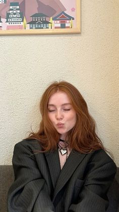 lily evans Wolf Gone Wild, Redhead Aesthetic, Blue Cards, Ginger Hair Color, Ginger Girls, Lily Evans, Fashion Guide, Hair Photo, Ginger Hair