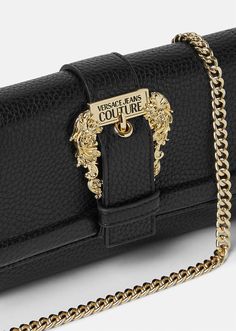 A wallet on a chain clutch featuring the Baroque buckle, card slots and detachable chain strap. Versace Evening Clutch, Buckle Card, Pocket Notes, Clutches For Women, Appointment Book, Versace Jeans Couture, Versace Jeans, Gianni Versace, Small Leather Goods