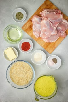 the ingredients for this dish are laid out on a cutting board