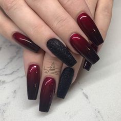 Black ombre nails can work for several nail shapes. Pick from alluring options like glitter black ombre nails, matte grey ombre nails, and dark ombre nails. Click the article link for more photos and inspiration like this // Photo Credit: Instagram @jesnail // #blackandredombrenails #blacknails #blackombrenails #blacktoclearombrenails #blacktoredombrenails #darkgreenombrenails #glitterblackombrenails #ombreblacknails Fall Polygel Nails, Orange And Black Ombre Nails, Red And Black Nail, Japan Nails, Red Black Nails, Black Ombre Nails, Red Ombre Nails, Bridesmaid Stuff, Polygel Nail