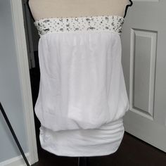 Arden B Embellished Overlay Tube Top Tunic White New With Tags From Clean And Smoke Free Shirred Sides Semi-Sheer Overlay Pull On Fit Please Check Measurements In To Ensure Fit, Listed As A Medium Based On Dimensions Small Dark Mark On Bottom Where The Top Is Ruched That May Be Come Out In Wash And I Will Pretreat Stunning Classic For Year Round Styling Clean And Smoke Free Any Questions Please Ask White Strapless Top For Party, Glamorous White Embellished Tops, Embellished Sleeveless White Top, Glamorous White Tops With Rhinestones, Glamorous White Top For Night Out, White Rhinestone Party Tops, White Sequined Tops For Night Out, White Top With Rhinestones For Night Out, Shoes List