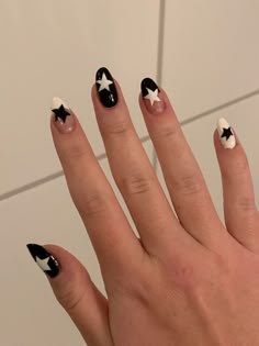 Cute Grunge Nails, Nail Designs Grunge, Rock Star Nails, Band Nails, Nails Y2k, Grunge Nails, Pretty Gel Nails, Soft Nails, Thanksgiving Nails